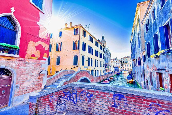 4-Hour Venice guided walking tour with Doge's Palace & St Mark's Basilica - Palazzo Ducale: Golden Staircase, Bridge of Sighs, and the Republic in action