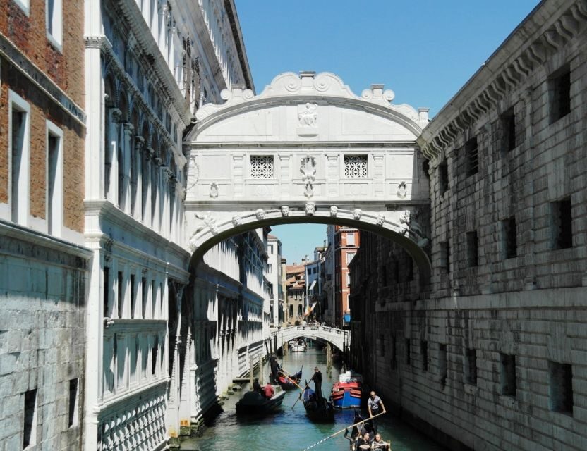 All-Inclusive Tour: Doge Palace, St Mark's Basilica & Square - Palazzo Ducale: art, power, and the hard parts in between