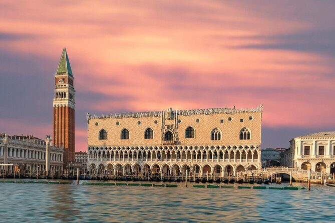 Doge Palace and Saint Mark's Basilica Guided Tour Fast Entry - Piazza San Marco glass stop: why it’s included and when it can annoy you