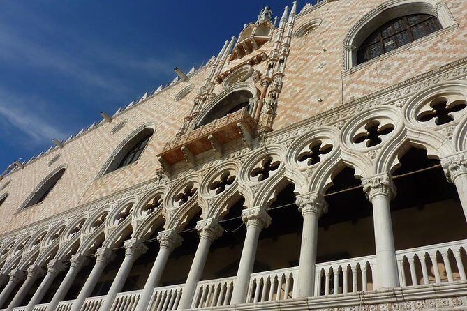 Doge's Palace Guided Tour - Bridge of Sighs and the prison cells with Casanova’s link
