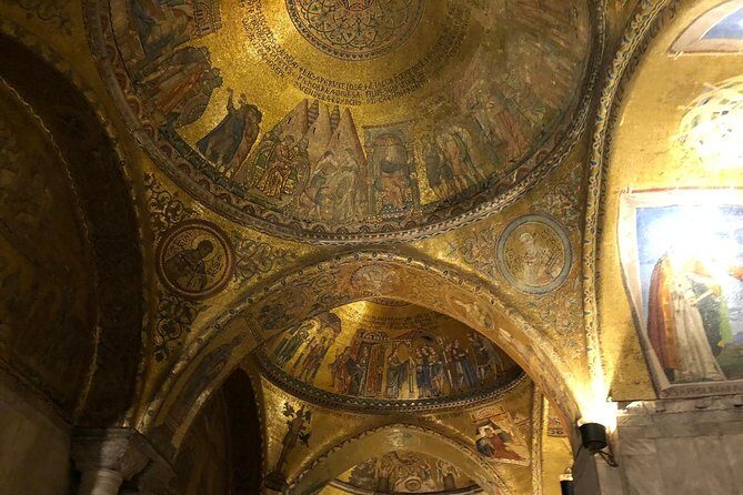 Doge's Palace & Saint Mark's After Hours Small Group Max 6 People - Stop 3: Bridge of Sighs and the Prisoners’ Last View