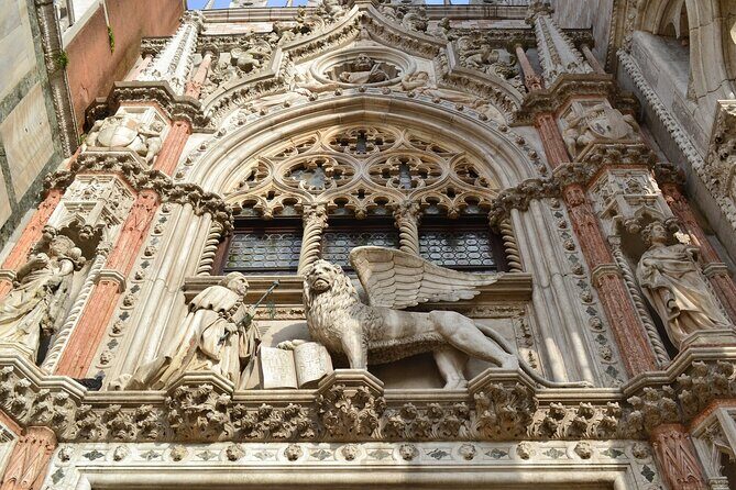 Doge's Palace Skip the Line Guided Tour in Venice - Getting into Doge’s Palace faster (and what the guide should do for you)