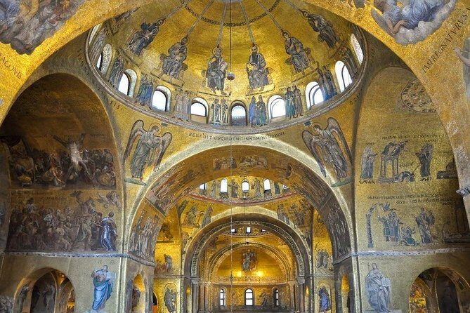 Doge's Palace & St. Mark's Basilica Tour - St. Mark’s Basilica: Italo-Byzantine mosaics and rules you must follow