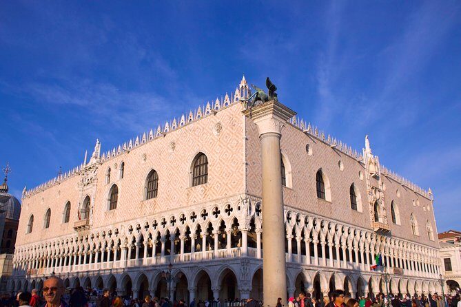 Ducal Venice, Historical Walking Tour & Skip the line Doge's Palace - Logistics that can affect your comfort