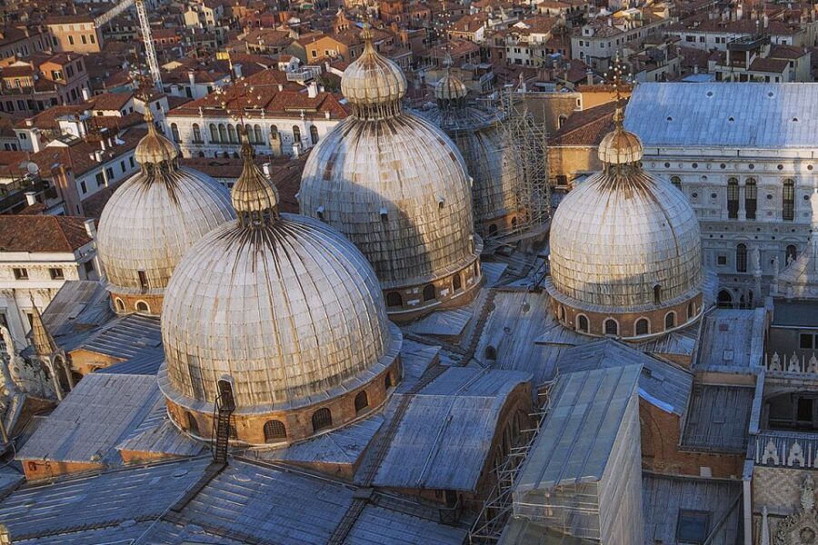 Full Venice Walking Tour: Doge's Palace and St. Mark's - Campo Santa Maria Formosa and the Church of SS. Giovanni e Paolo