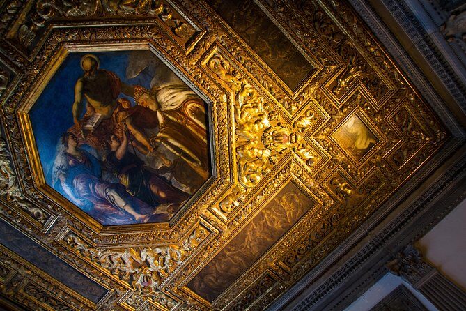 Legendary Venice: Doge's Palace, St Mark's & VIP Terrace Access - Balcony and terrace access: what you get for the extra cost