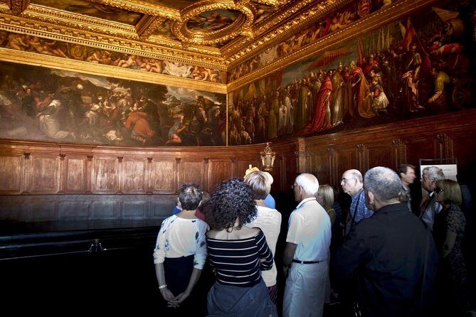 Skip the line Doge's Palace Guided Walking Tour in Venice - Bridge of Sighs and the prisons: the story gets heavier