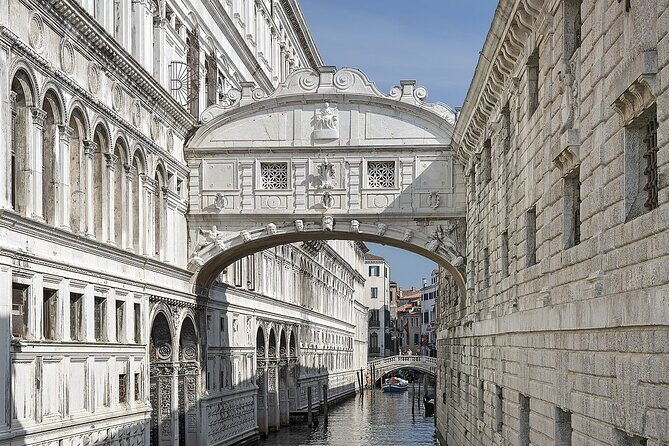 Small-group Doge's Palace Skip-the-line Tour - Timing: why a 3:30 pm start can be smart