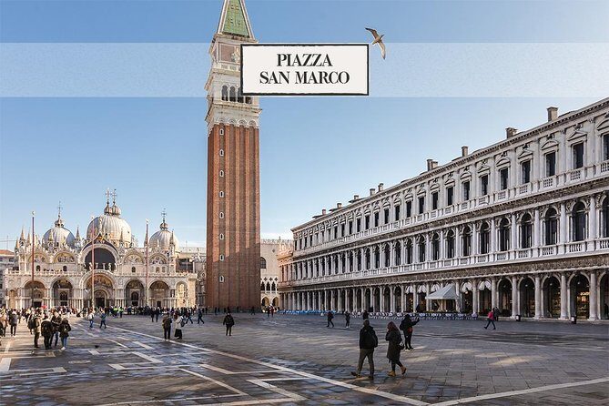 St. Mark's Basilica & Doge Palace + Murano, Burano Guided Tour - Skip-the-Line Doge’s Palace: Government, Prison Life, and the Bridge of Sighs