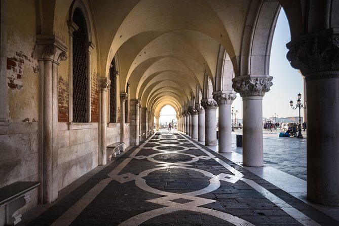 St. Mark's Basilica & Doge Palace + Murano, Burano Guided Tour - The Hidden Value: Museum Passes and the “Return Later” Option