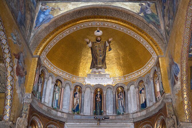 St Mark’s Basilica & Doge’s Palace Skip the Line - Semi-Private - Meeting point and ending point: make your day easier