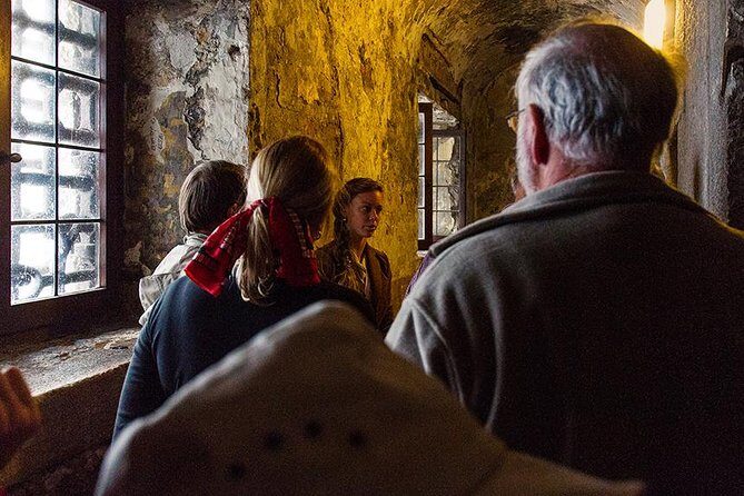 St Mark's Basilica & Doge's Palace with Secret Passages Access - What this tour feels like on your feet (and in the heat)
