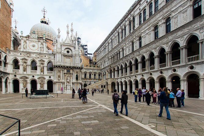 St Mark's Basilica & Doge's Palace with Secret Passages Access - St Mark’s Basilica: east-meets-west and the story behind the treasures