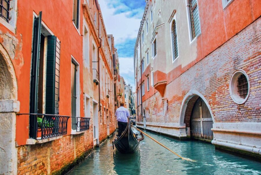 Venice: Basilica and Doge's Palace Tour with Gondola Ride - Key Things You’ll Want to Know Before You Go