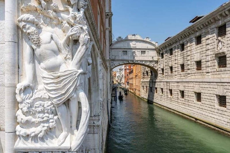 Venice: Doge Palace Guided Tour & Secret Itineraries Option - Getting oriented fast: meeting point, short walks, and a clear route