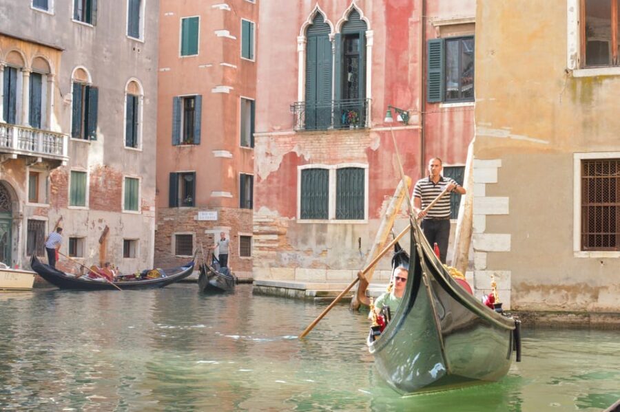 Venice: Doge’s Palace and Basilica Roman Empire Guided Tour - Piazza San Marco: A Quick Orientation Stop That Saves Time