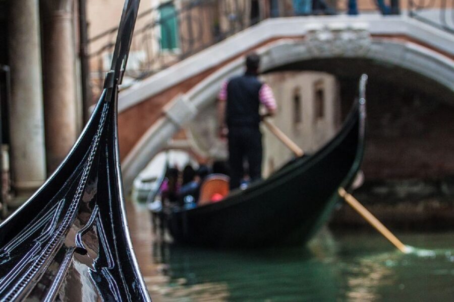 Venice: Doge's Palace and Basilica Tour with Gondola Ride - Who This Tour Suits Best (And Who Might Struggle)
