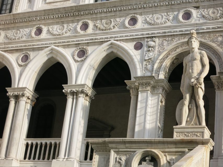 Venice: Doge's Palace and Basilica Tour with Gondola Ride - FAQ
