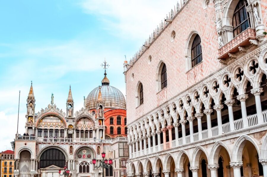 Venice: Doge's Palace and St. Mark's Basilica Tour - Skipping lines the right way: separate entrances and a guide at your side