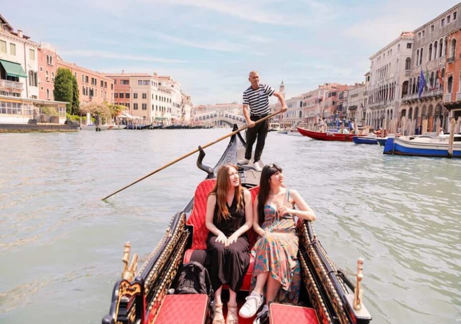 Venice: Doge's Palace and St Mark's Tour with Gondola Ride - Price and value at about $46: why it can be a smart deal