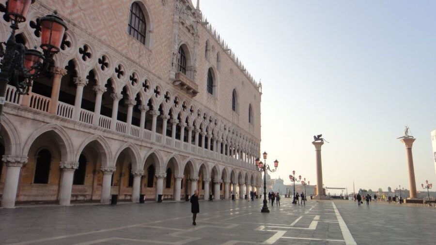 Venice: Doge's Palace, Bridge of Sighs & Prisons Guided Tour - St. Mark’s Square time: the Royal Palace ticket add-on