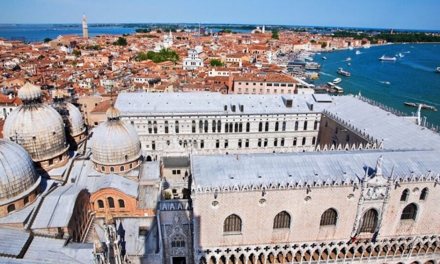 Venice: Doge's Palace & Bridge of Sighs Small Group Tour - Key things that make this tour worth your time
