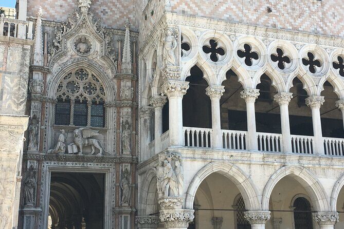 Venice Doge's Palace Guided Tour & SECRET ITINERARIES Option - Priority Access and Included Extras: What You’re Really Paying For