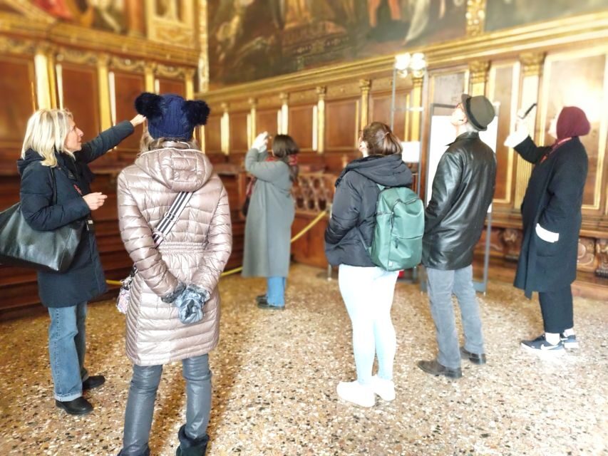 Venice: Doge's Palace Guided Tour with Optional Gondola Ride - Correr Museum and the other included museum admissions: what to do after the guided part