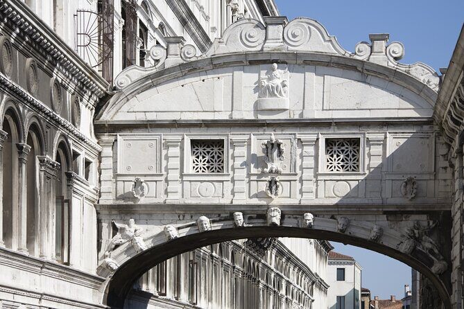 Venice: Doge’s Palace Prisons & Secret Itineraries Guided Tour - Who should book this Doge’s Palace secret itineraries tour