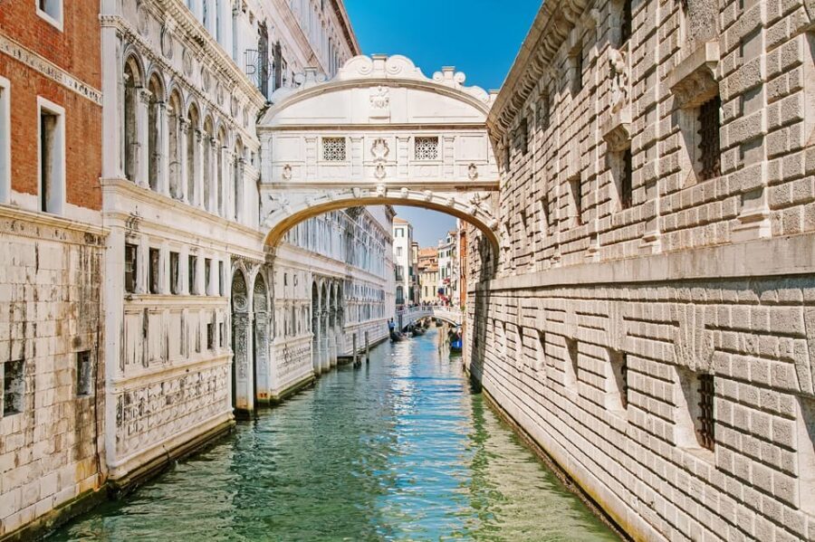 Venice: Doge's Palace Secret Itineraries Guided Tour - Skip-the-Line Entry and the Separate Entrance Advantage