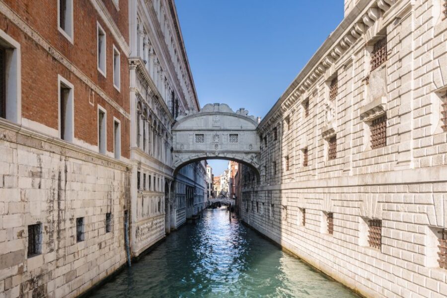 Venice: Doge's Palace Skip-the-Line Ticket with Guidebook - Pace and comfort: what to know before you go