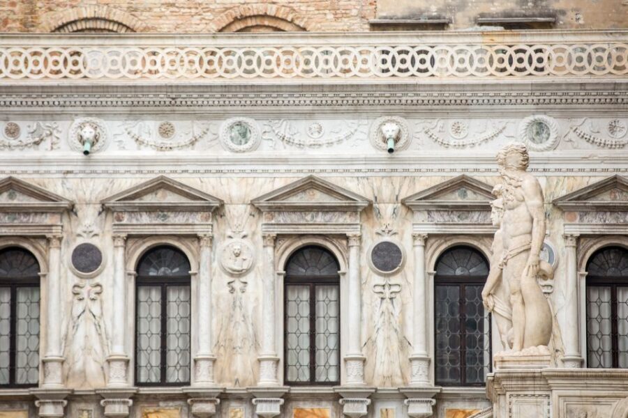 Venice: Doge's Palace Skip-the-Line Tour with Prisons - The Art Stops: Tintoretto, Titian, Veronese, Bellini