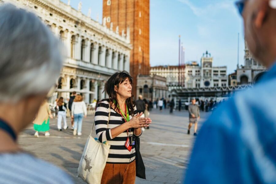 Venice: Private Entry Doge Palace & St. Mark Terraces Tour - Price and logistics: is $72 for 2.5 hours good value