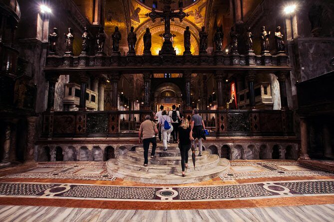 Venice: St Mark's Basilica After-Hours Tour with Optional Doge's Palace - Guides, Pacing, and How the Best Tours Feel