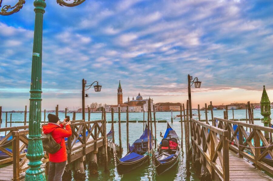 Venice: St Mark's Basilica, Doge's Palace, and Gondola Ride - St Mark’s Basilica Area: The Private Chapel Angle, Horses, and the Terrace