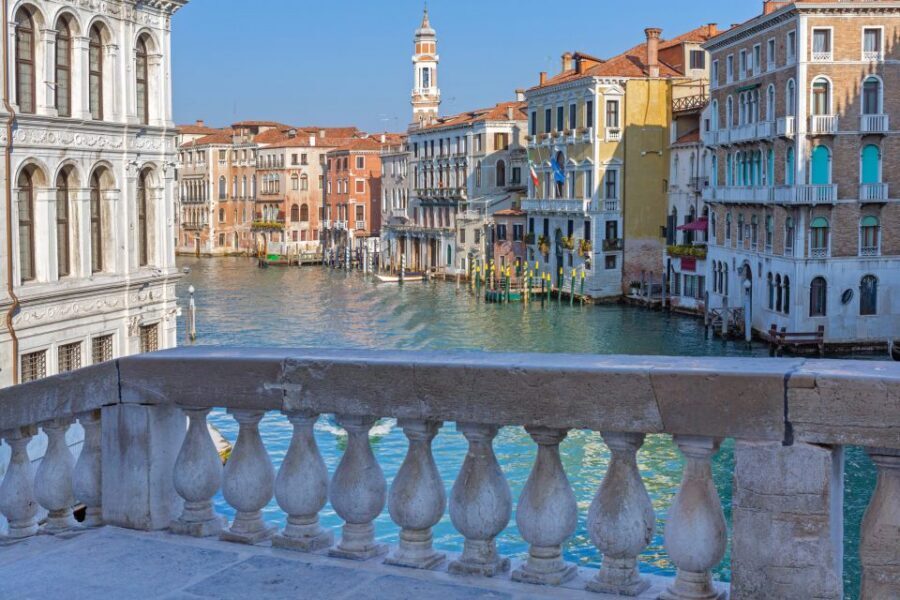 Venice: St. Mark's Basilica, Doge's Palace & Gondola Ride - A One-Day Venice Hits the Big Three (Without Queue Time)
