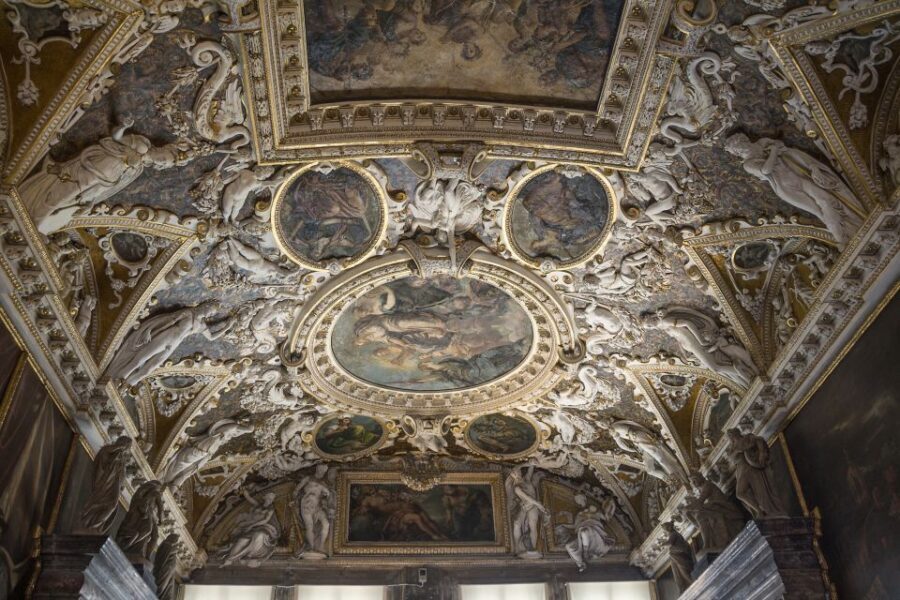 Venice: St. Mark's Basilica, Doge's Palace & Gondola Ride - Pace, Stairs, and Dress Rules That Affect Your Day