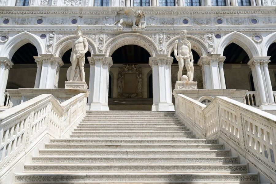 Venice: St. Mark's City Pass with Doge's Palace Entry - When public transport is part of the deal, plan for real Venice delays