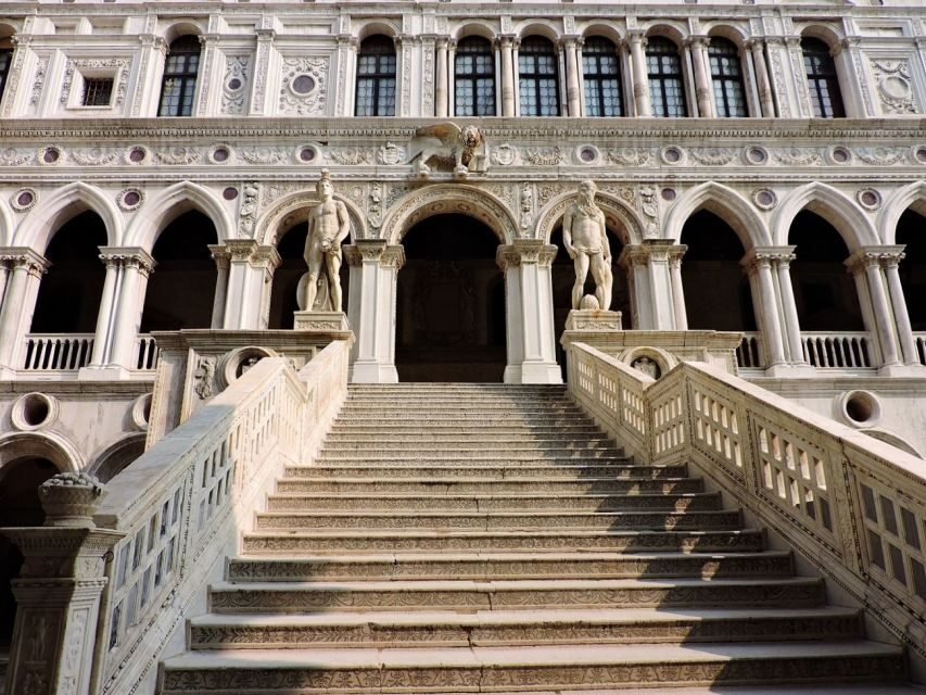 Venice Walking Tour and Doge's Palace Guided Visit - Price and Timing: How to Judge Value at $111