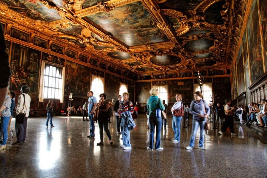 Venice: Walking tour, Doge Palace, & St. Mark's Basilica - Key things to know before you go