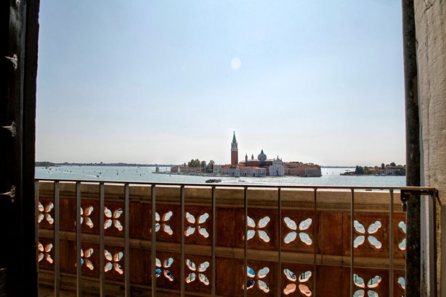 Venice: Walking tour, Doge Palace, & St. Mark's Basilica - Tour pace, timing, and how to plan your day (4 to 8 hours)