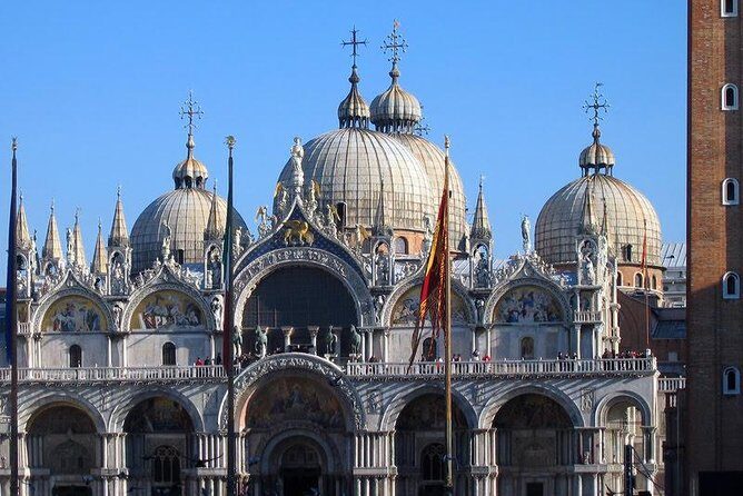 Venice's Best: Basilica, Doge's Palace, Gondola & History Gallery - Headsets, Microphones, and Timing: How to Avoid the Common Friction Points